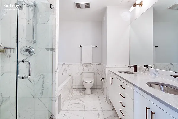 Rented by Sotheby's International Realty | media 10