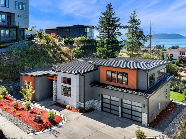 3951 Rock Ridge Pkwy, Anacortes, WA 98221