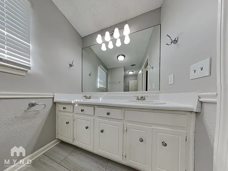 2981 Owendale Dr — Photo 16
