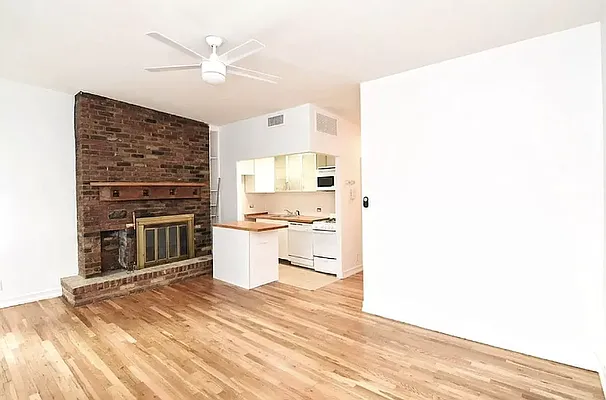 Rented by Compass | media 12