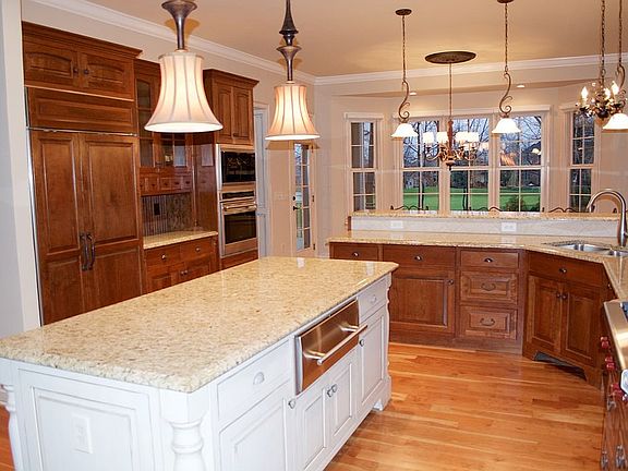 3rd image of 8508 Tartan Fields Dr