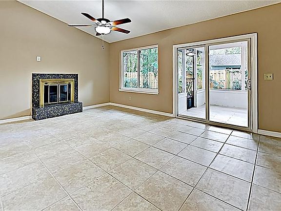 5th image of 36 Meadow Wood Trl