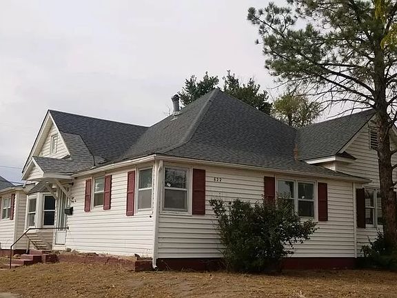 2nd image of 822 Santa Fe Ave #1
