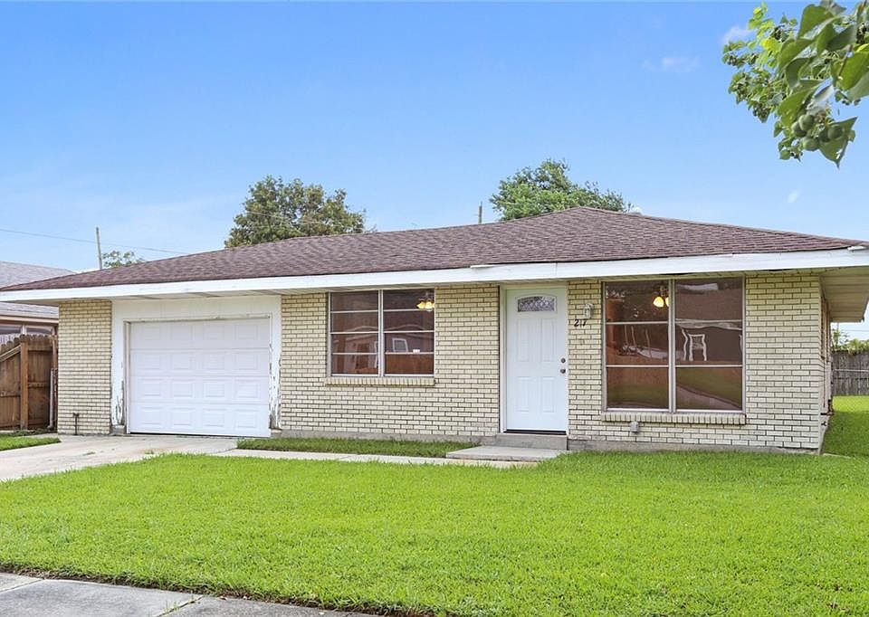 1st image of 217 Seal Dr