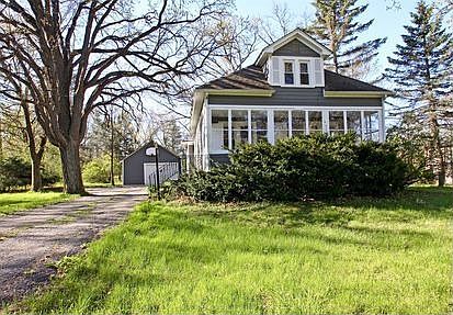 1st image of 5 Cherrywood Ln