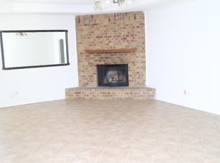 6208 Big Springs Dr, Arlington, TX 76001
