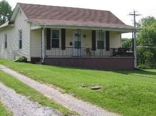 1420 2nd St, Radford, VA 24141
