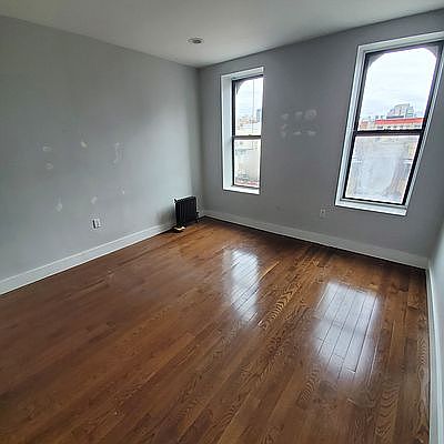 5th image of 532 W 159th St APT 3B