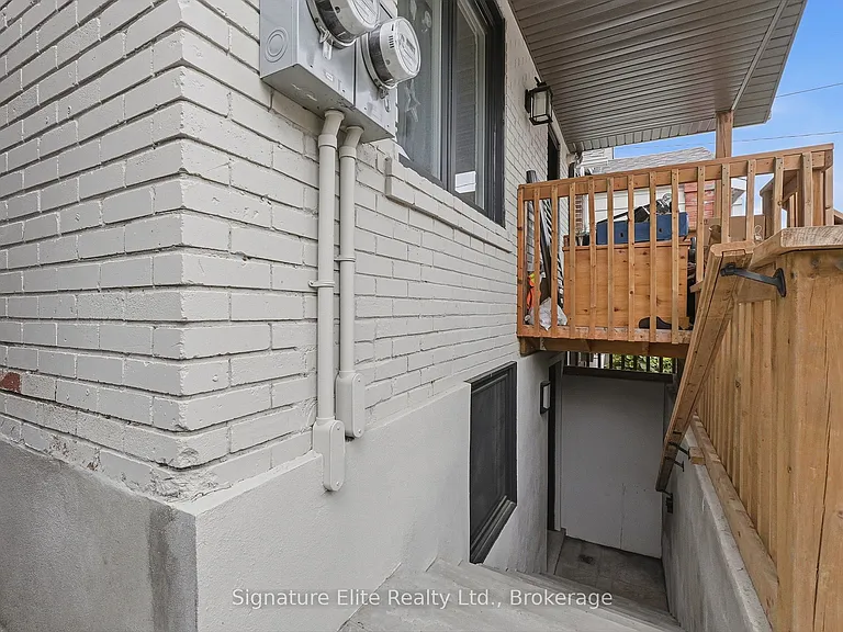46 Byng Ave #LOWER — Photo 18