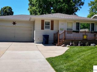1865 E 20th St, Fremont, NE 68025