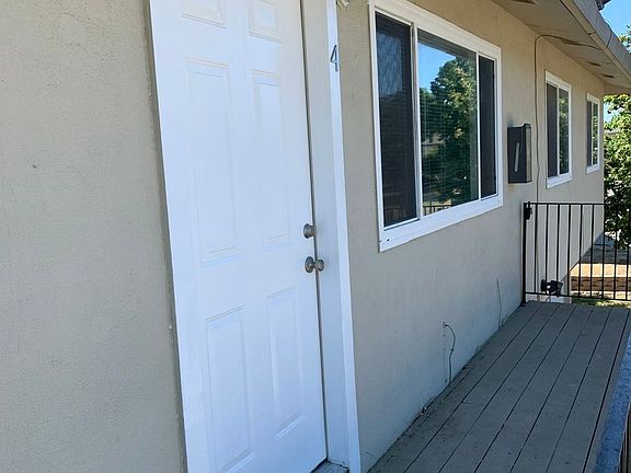 3rd image of 4129 Apostolo Cir Unit 4