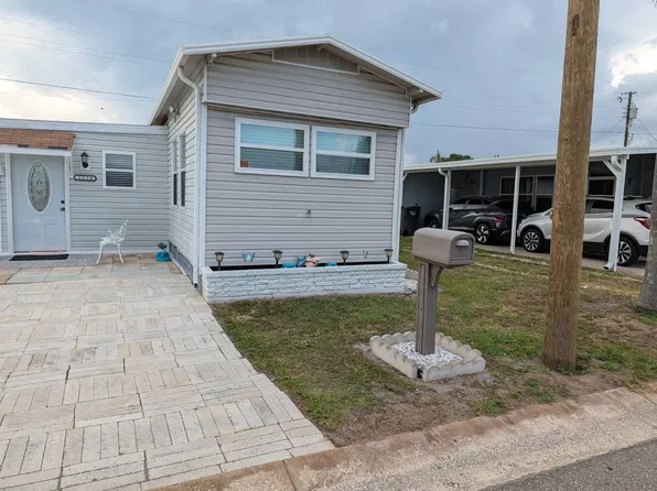 5218 5th St W, Bradenton, FL 34207