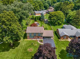 1735 Green Valley Dr, Toledo, OH 43614