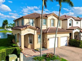 7639 NW 113th Path, Doral, FL 33178