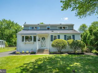 2029 Terrace Dr, Feasterville Trevose, PA 19053