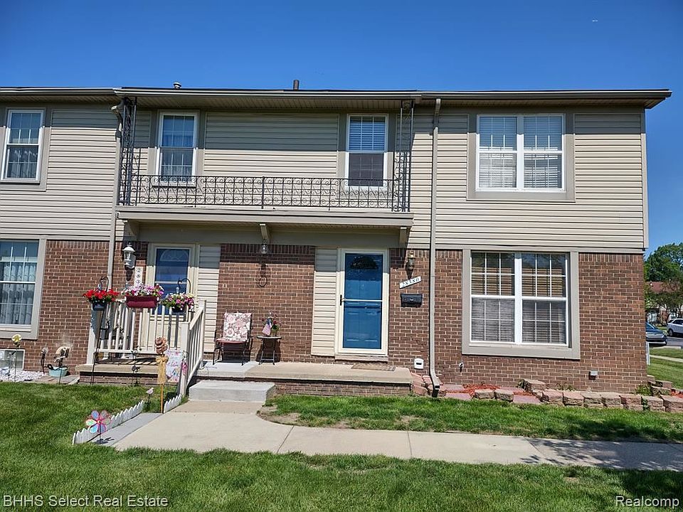 1st image of 28380 Brookfield Ct #130