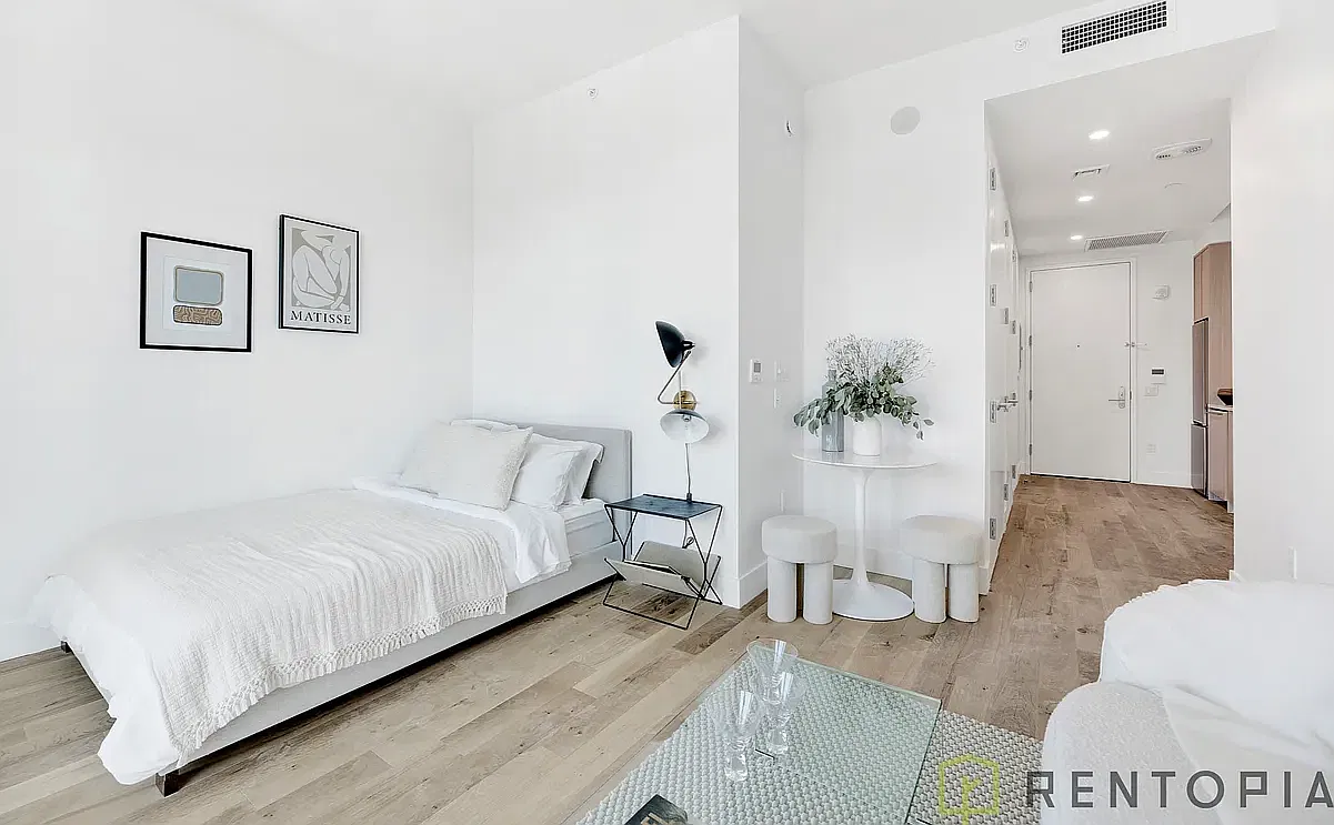 69 Adams Street — Photo 4