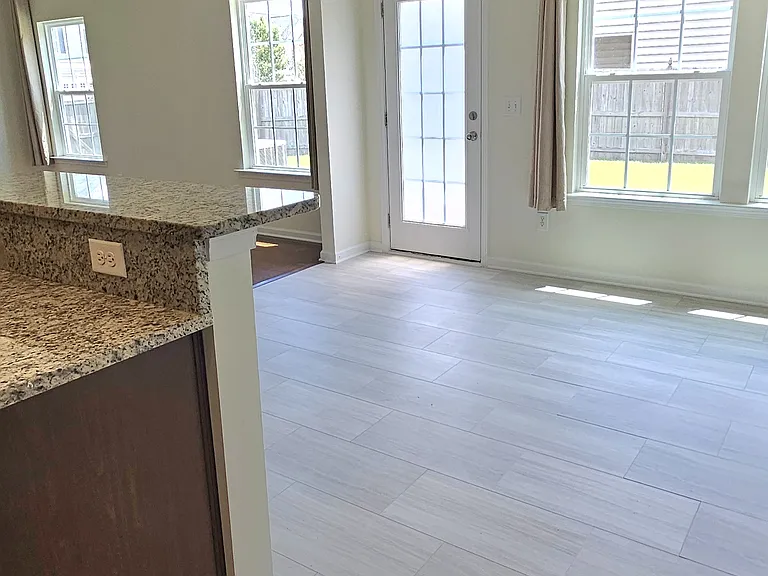 401 Bear Tree Ct — Photo 28