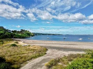 46 William St, Portsmouth, RI 02871