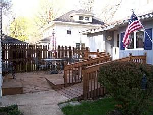 5th image of 509 N Van Buren St