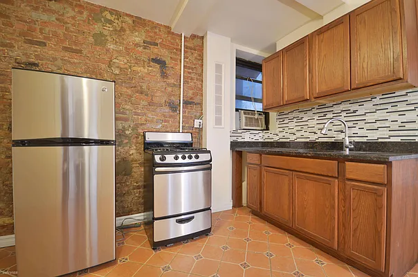 Rented by Corcoran | media 14