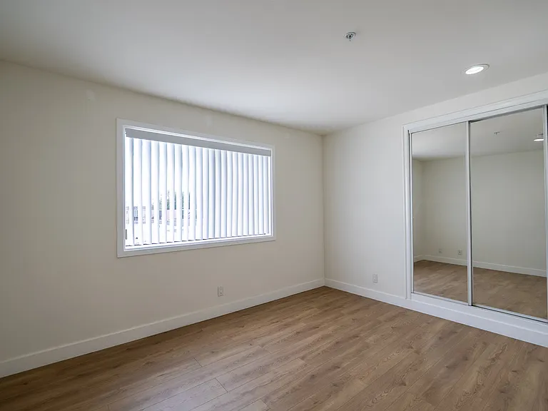 1758 N Alexandria Ave #1758.5 — Photo 35