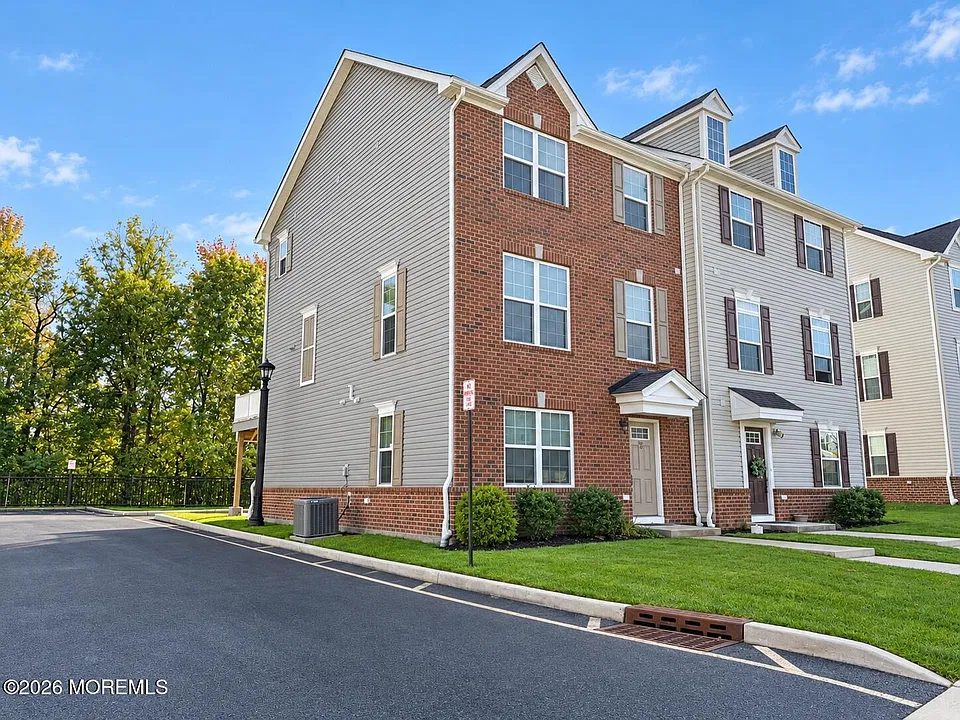 99 Anchor Way #299