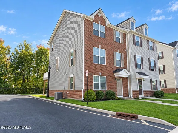 99 Anchor Way #299, Cliffwood, NJ 07721