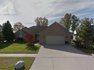 19056 Calypso Dr, Macomb, MI 48044