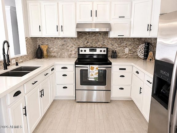 3rd image of 4437 S 8TH Place S