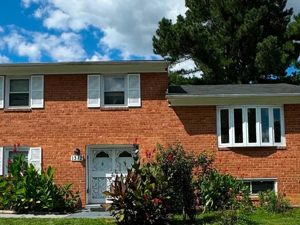 1312 Edenville Dr, District Heights, MD 20747