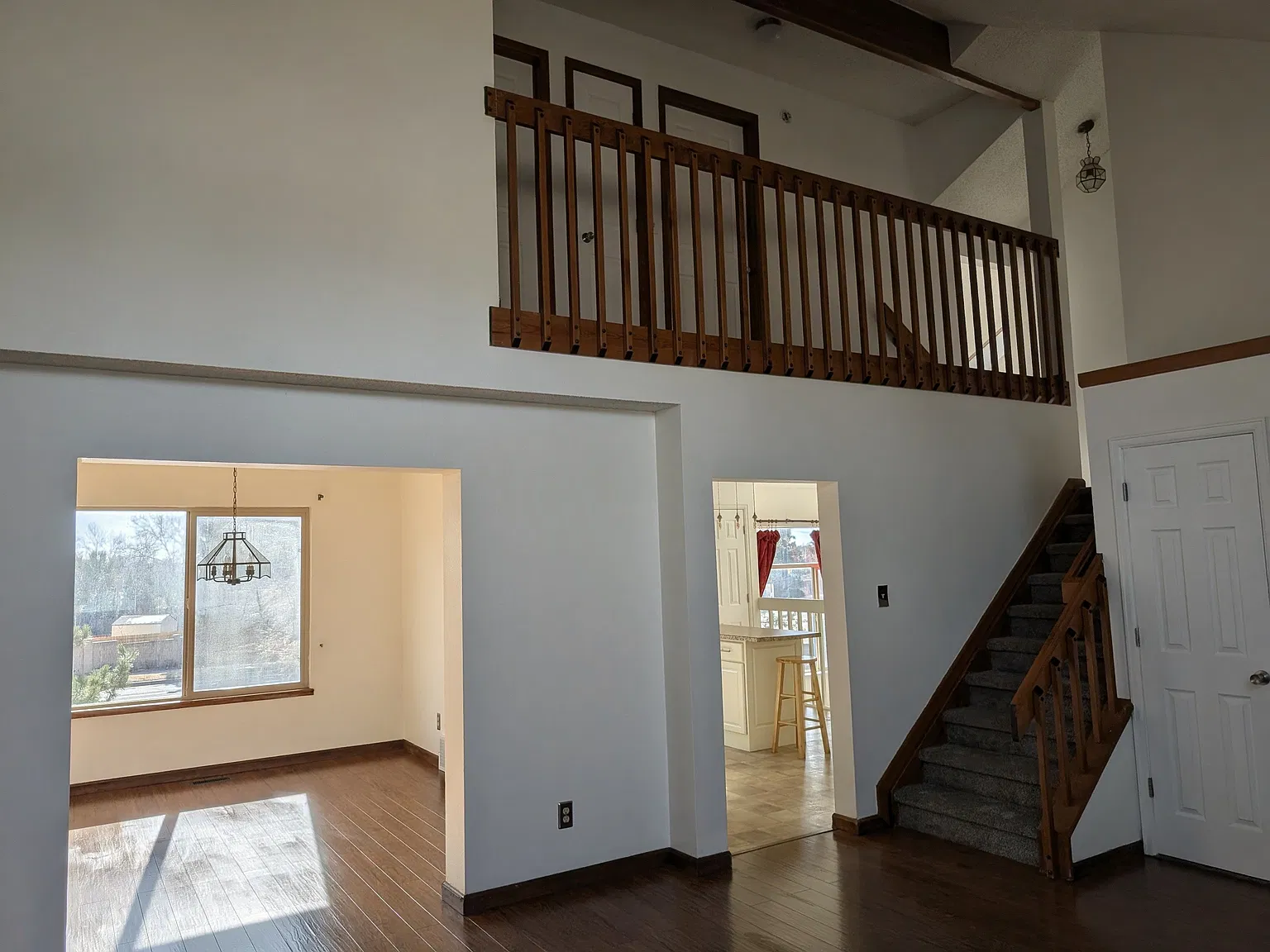 3 bed, 2.5 bath, 1955 sqft, $2,400 — Photo 4