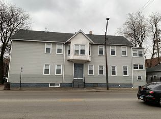 2305 W Fullerton Ave #2W, Chicago, IL 60647