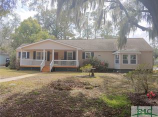 1917 Cokesbury Dr, Savannah, GA 31406