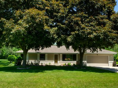 N57W18234 Juniper Ln, Menomonee Falls, WI, 53051