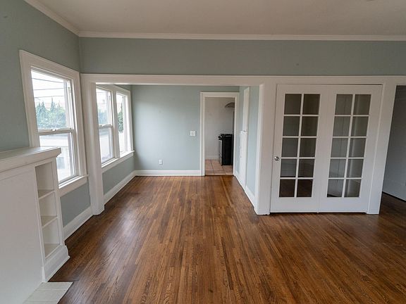 4th image of 315 Cherry Ave #F