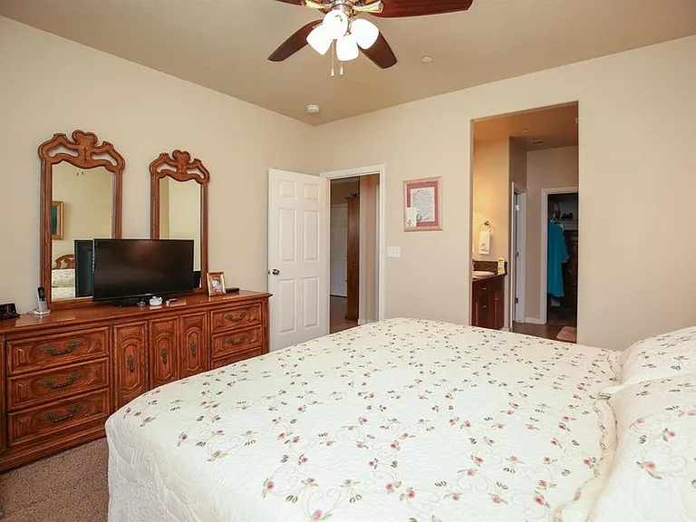 3167 Browning Ave — Photo 6