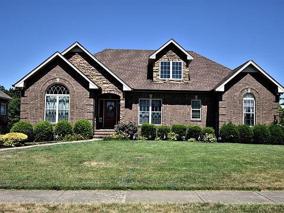 2nd image of 1030 Willow Cir
