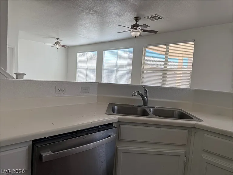 2609 Calico Hearts Ct — Photo 5