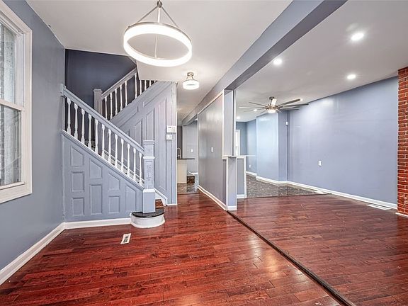 4th image of 237 N Graham St