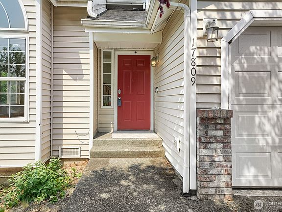 3rd image of 17809 112th Avenue SE