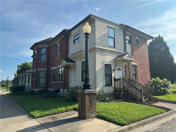 802 Anderson Goodrich Ct, Dayton, OH 45402