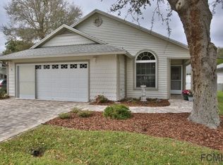 8 Avalon Ln, Palm Coast, FL 32137