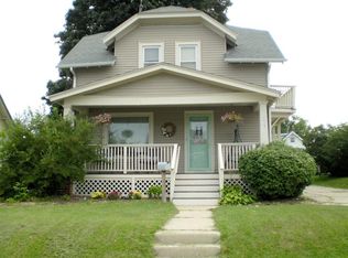 633 S Main St, West Bend, WI 53095