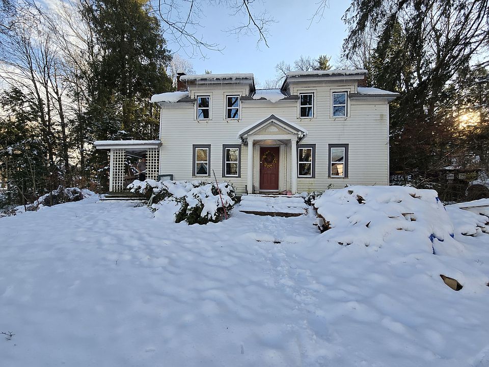 196 Palmer Ave, Corinth, NY 12822 | Zillow