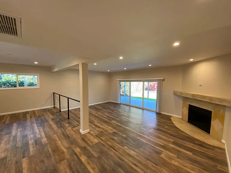 5900 Cahill Ave — Photo 4