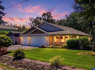 25757 SE Frog Pond Ln, Eagle Creek, OR 97022