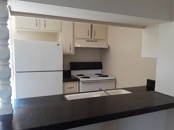 2nd image of 11726 West Ave APT L8