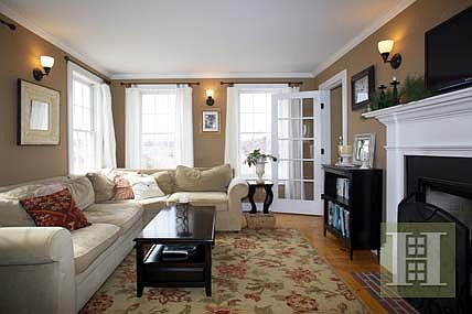 4th image of 60 Cotswold Dr