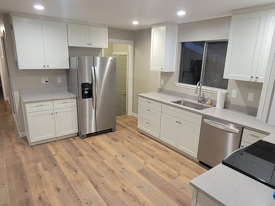 Upstairs kitchen